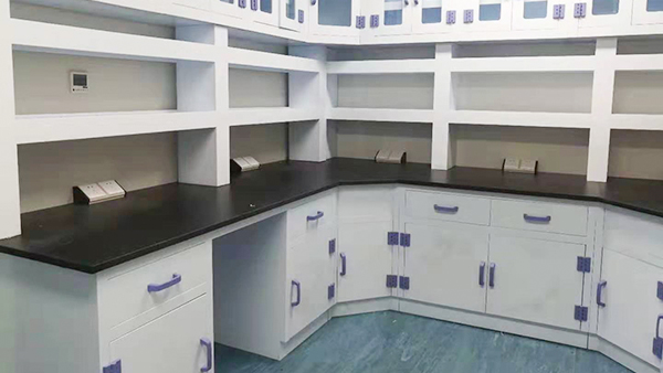 蘇州施萊醫(yī)療器械新建實驗室通風(fēng)柜實驗臺及通風(fēng)系統(tǒng)應(yīng)用