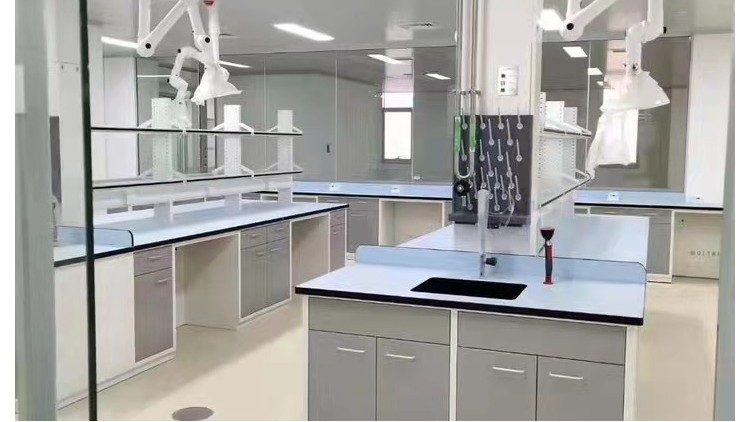 實驗室使用陶瓷臺面有什么優(yōu)點？-瑞斯達(dá)實驗室