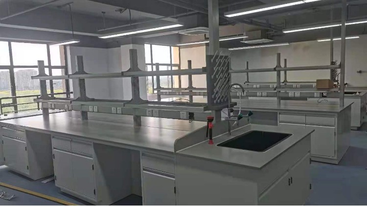 實驗室建設(shè)設(shè)計實驗室工作臺有什么要求？